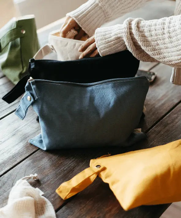 OMOM Large Green Pocket