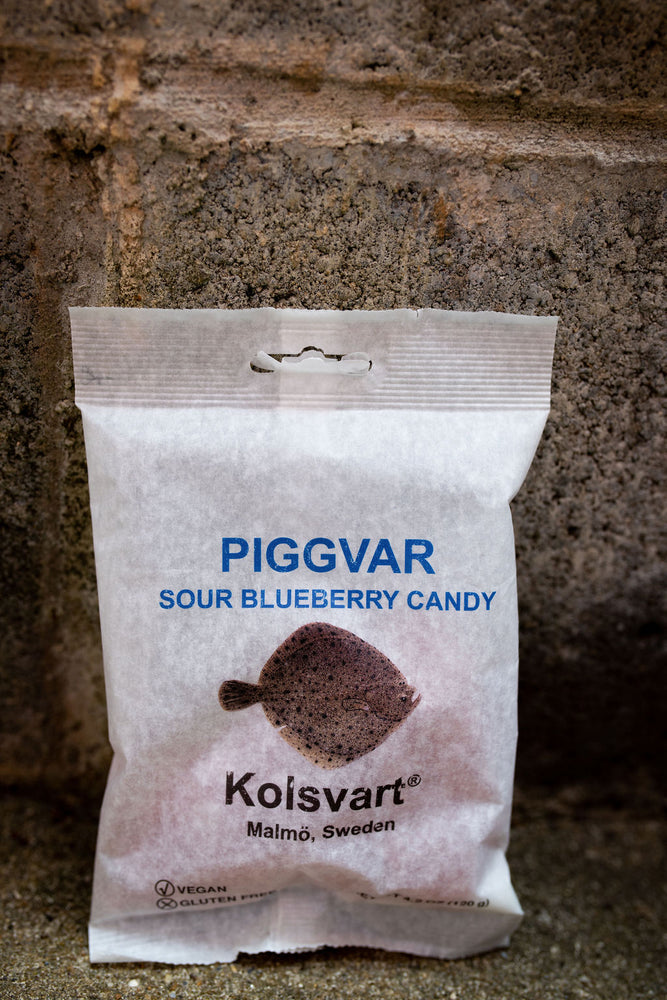 Kolsvart Piggvar Sour Blueberry Candy, Fresh Stock