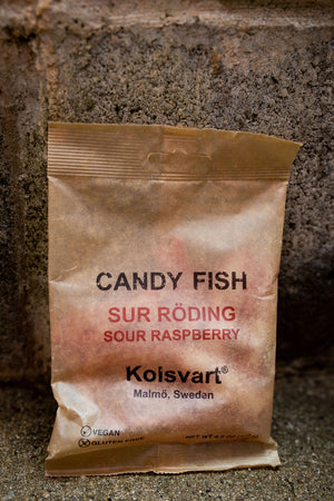 Kolsvart Candy Fish Sur (Sour) Röding Raspberry